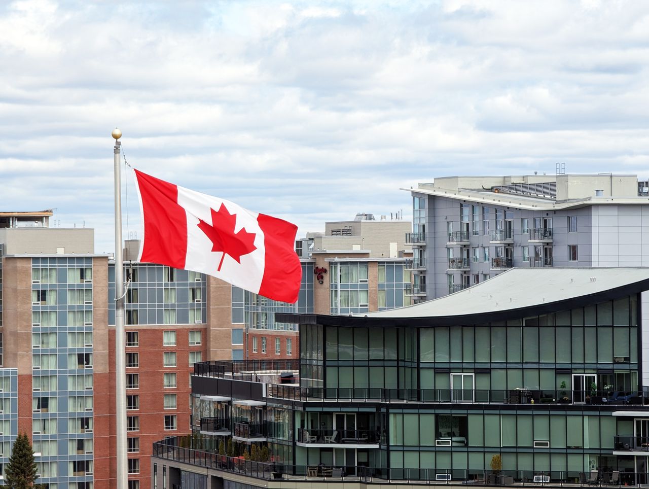 Canada Invites Provincial Nominees to Apply for Permanent Residence through Express Entry