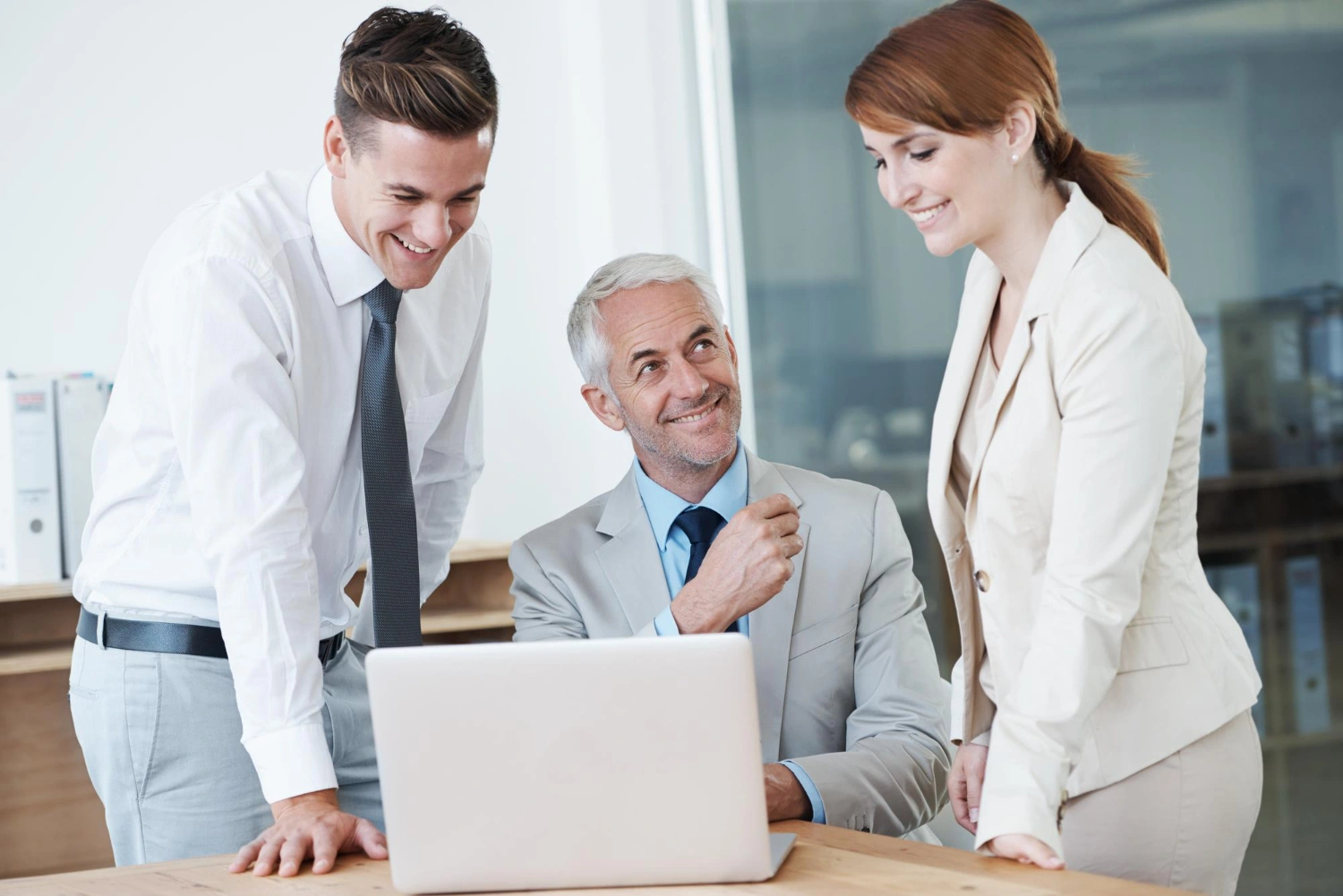 IRCC Invites Senior Managers to Apply for Canadian Permanent Residence