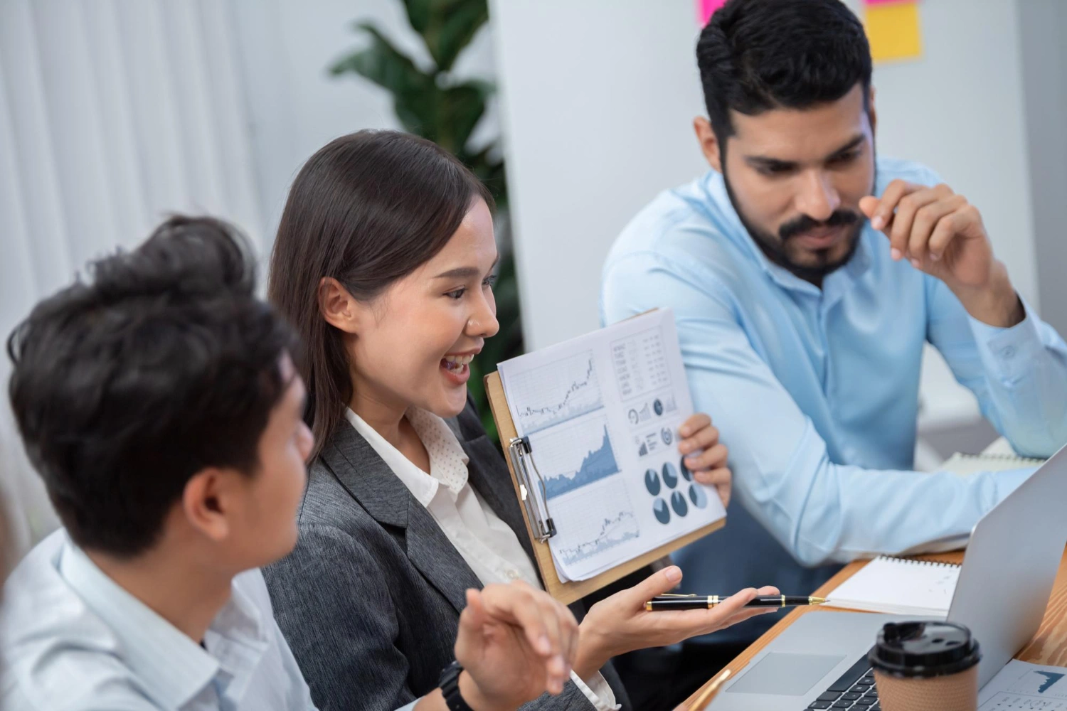 Canada Releases Latest LMIA Processing Times: Permanent Residence Stream Sees Major Improvement