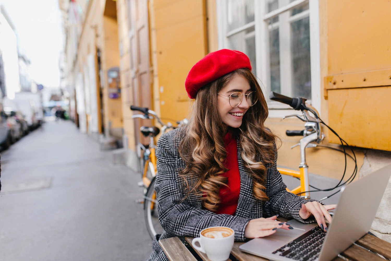 Canada Invites 5,000 French-Speaking Express Entry Candidates to Apply for PR
