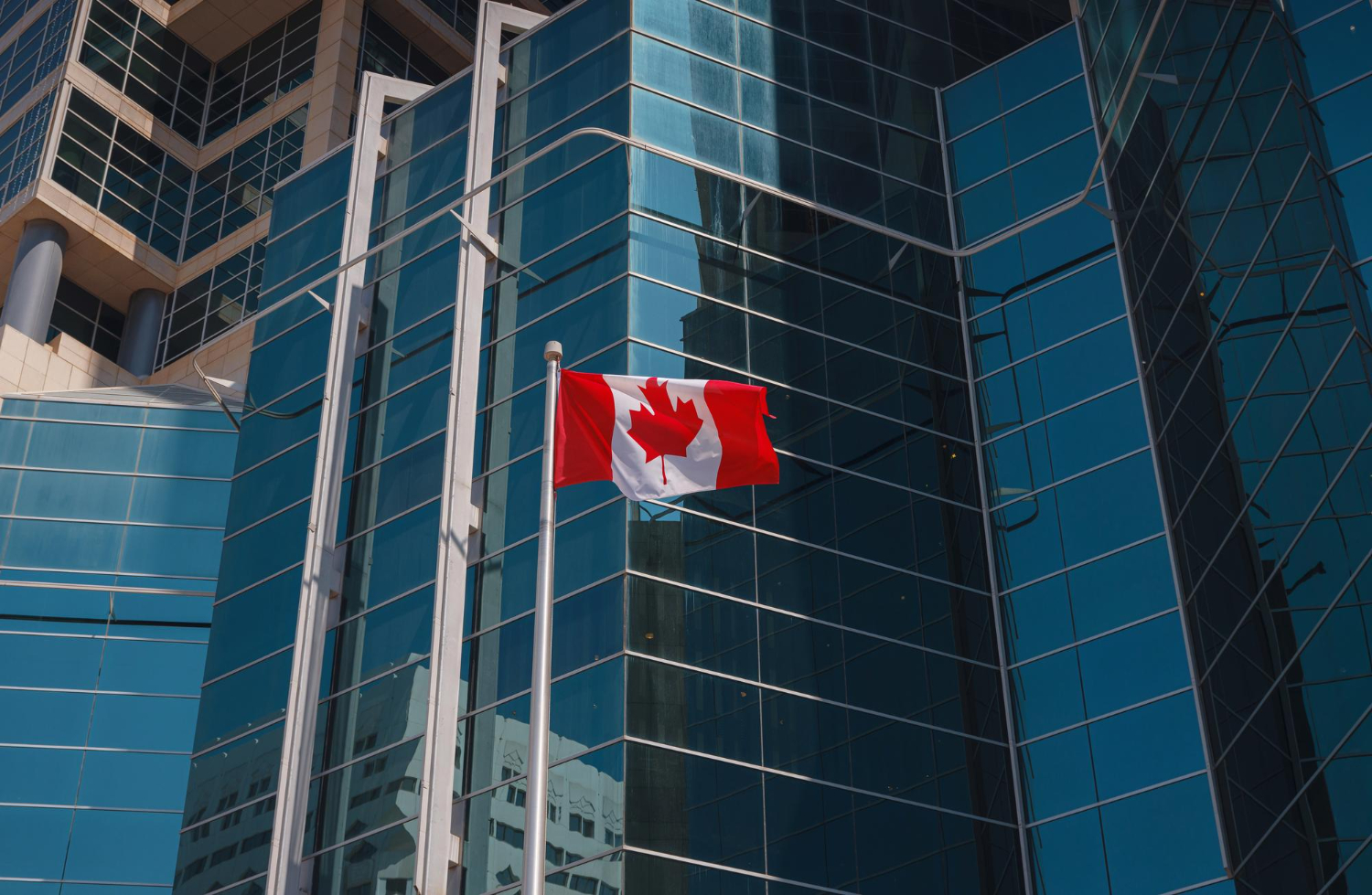 Canada Invites 1,000 Canadian Experience Class Candidates